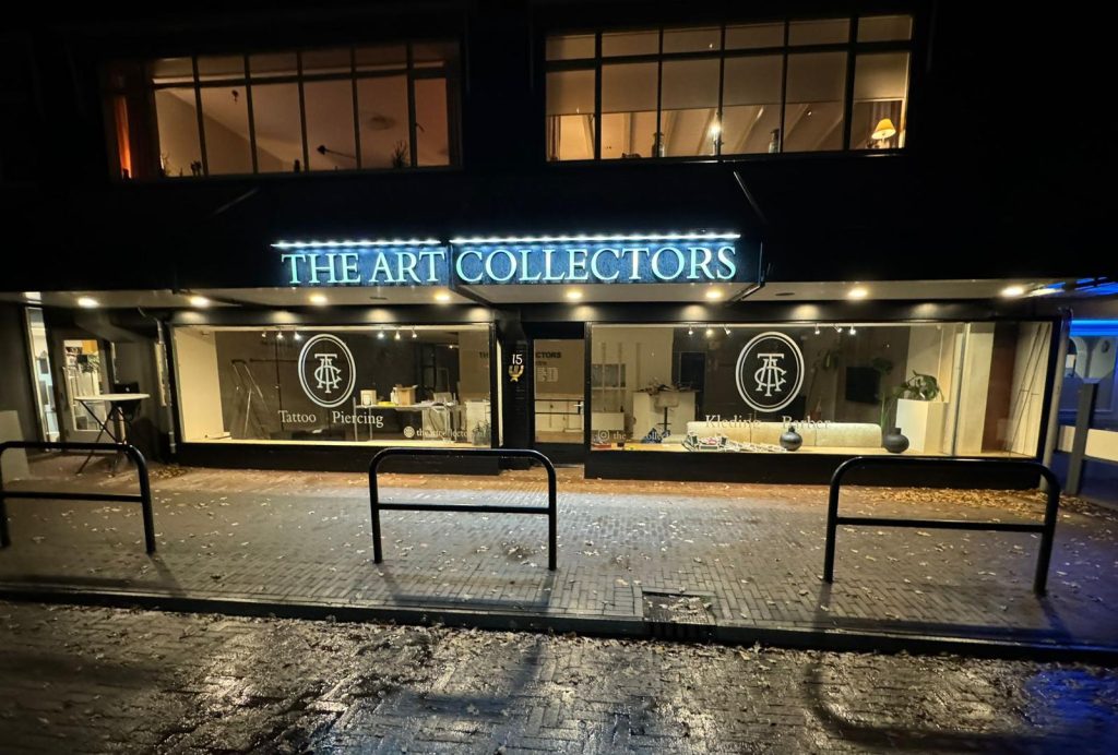 The art collectors experience centre